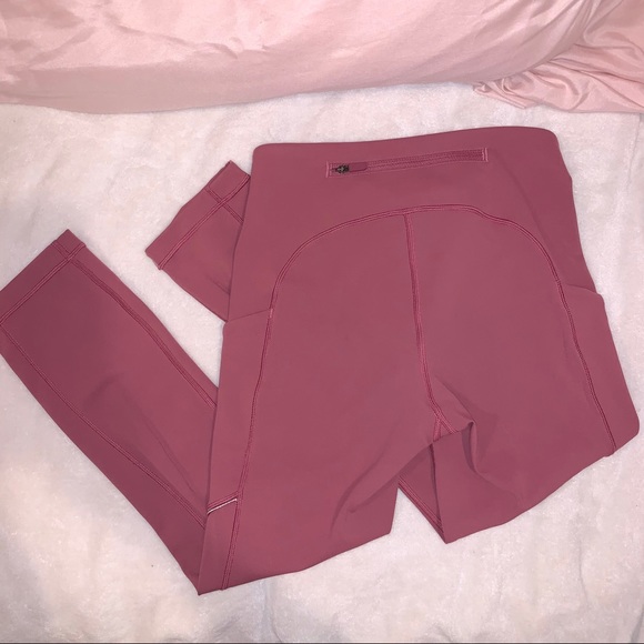lululemon speed up crop 21” - Picture 3 of 6